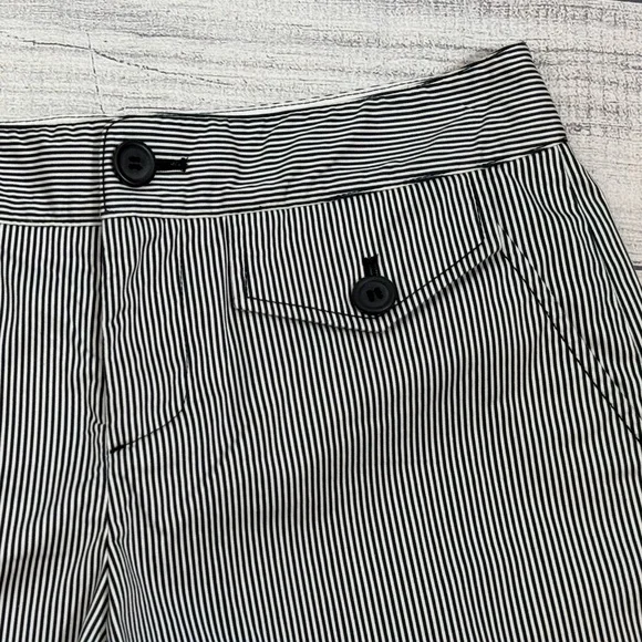 Club Monaco Black White Pinstripe Tailored Shorts Size 12 - Picture 3 of 11
